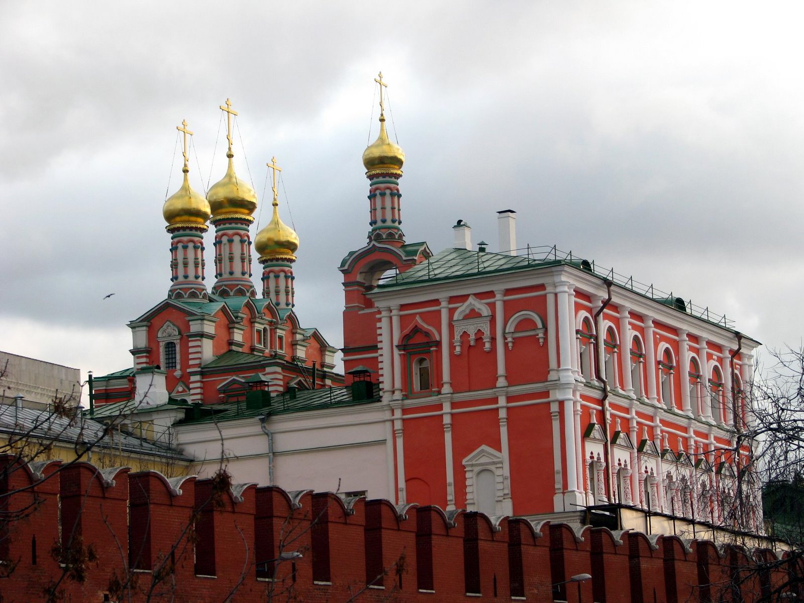 Vue du Kremlin avec son église orthodoxe