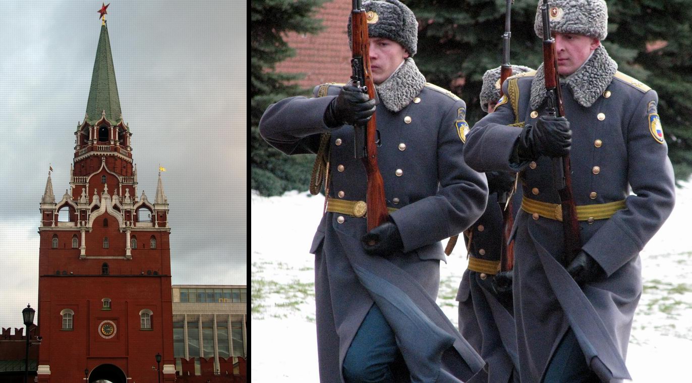 Kremlin et relève de la garde sur la place rouge à Moscou