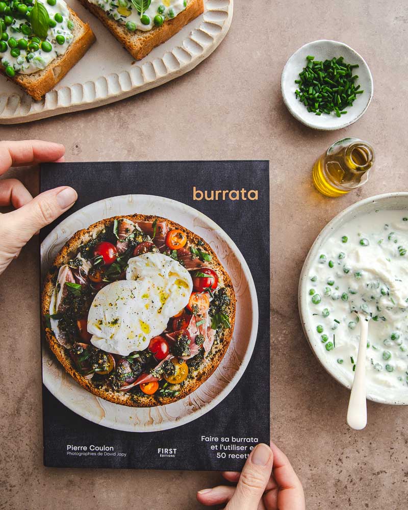 Livre de Pierre Coulon aux éditions First : Burrata. 50 recettes et la technique pour réaliser sa burrata maison. 