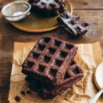 Gaufres brownies aux noix de pécan, recette de Michel et Augustin