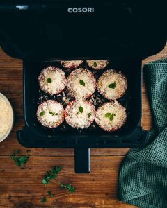 Tomates air fryer au pecorino